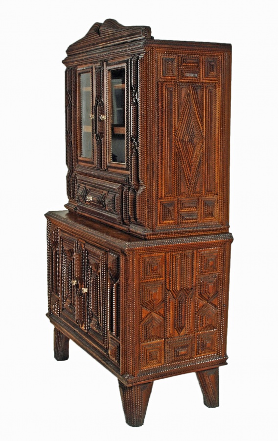 Impressive Tramp Art Cupboard - Image 4
